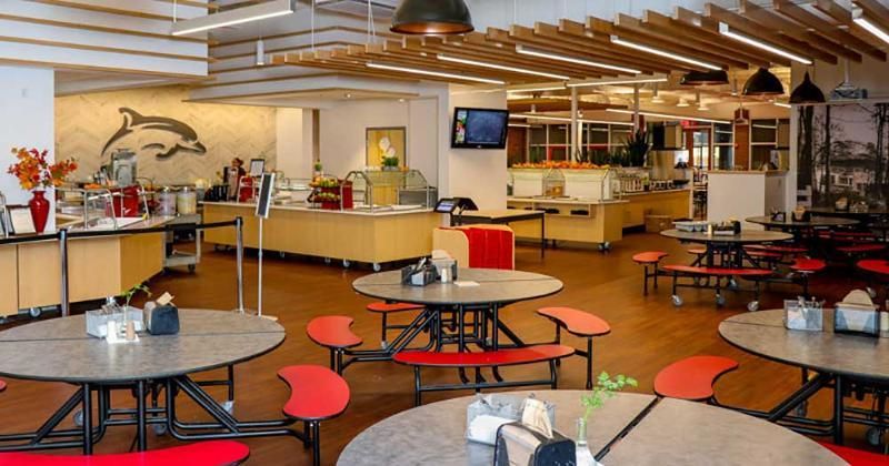 Cape Henry Collegiate - Image 1