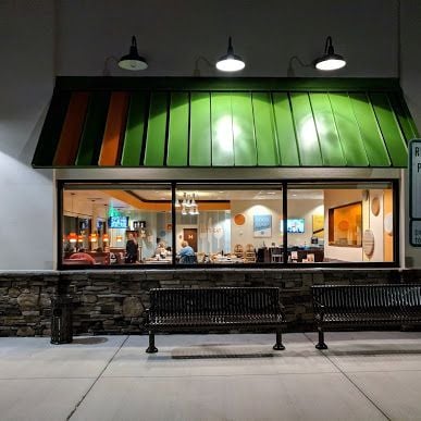 Village Inn - Image 2