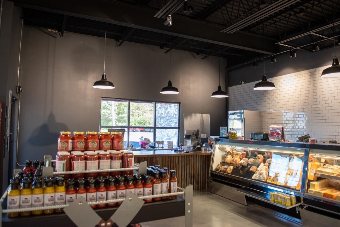 Gordon's Market - Image 7