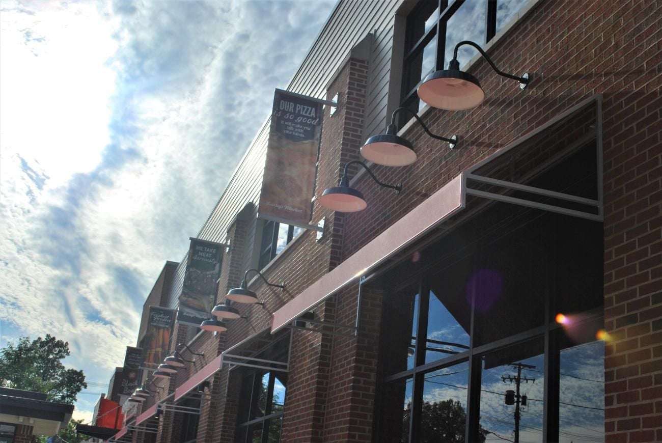 Lucky's Market - Image 3