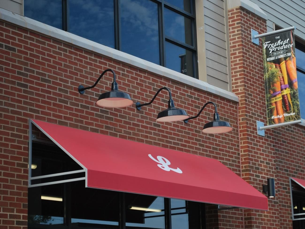 Lucky's Market - Image 2