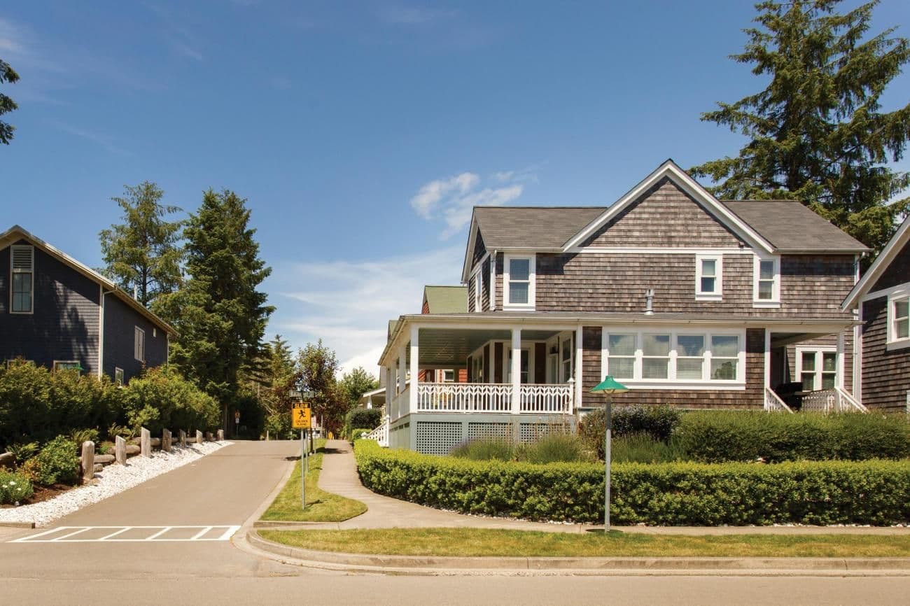 902 Island Light - View 5