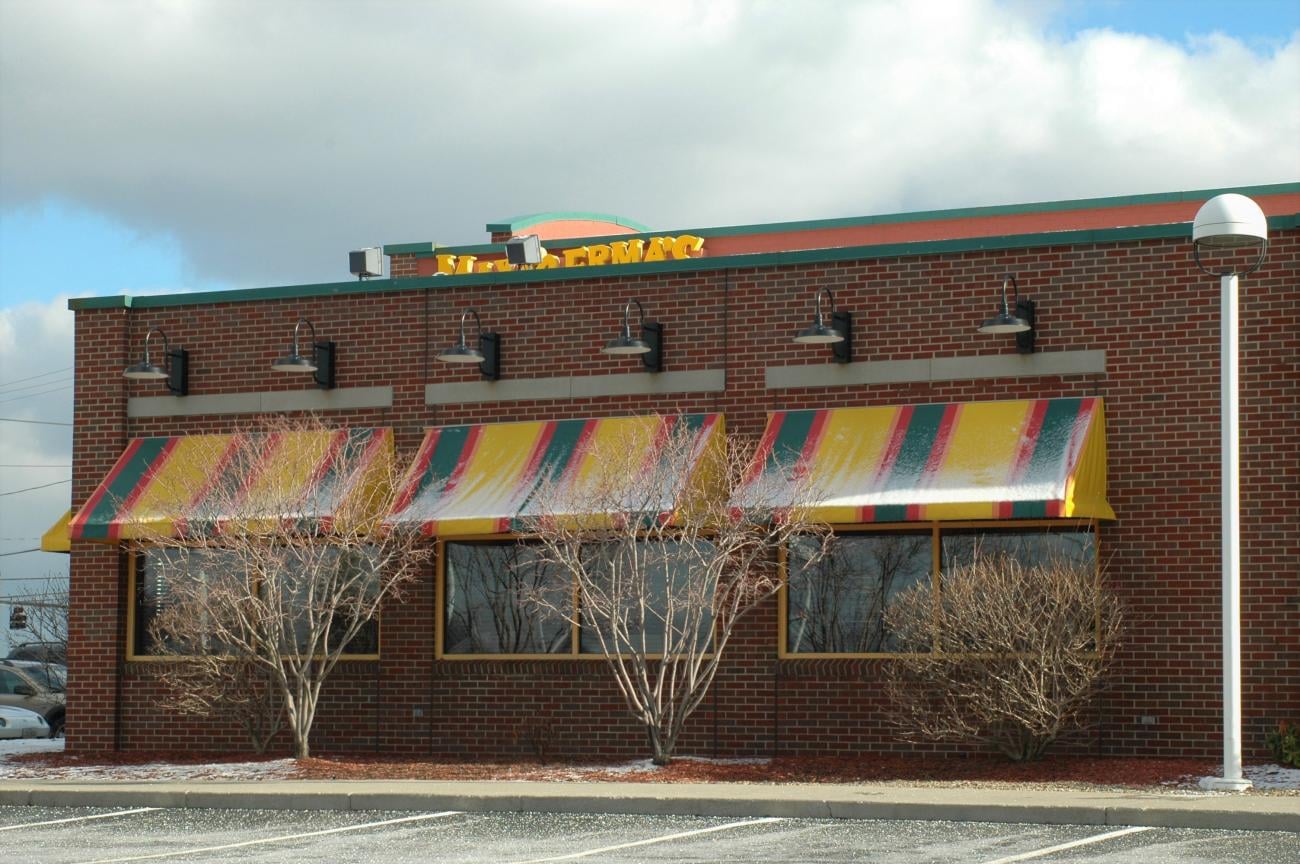 Max & Erma's - Image 1