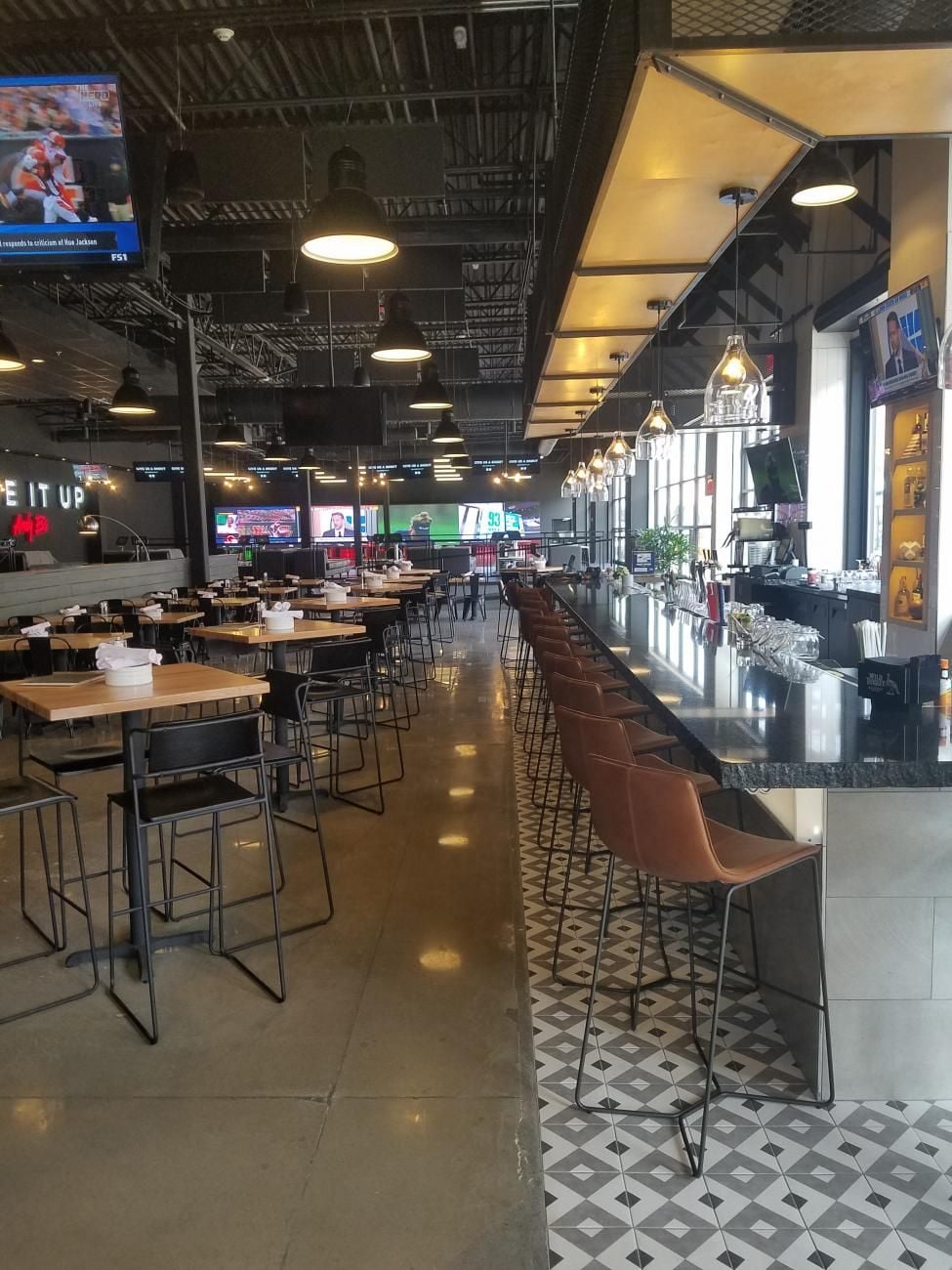 Andy B's - Image 2